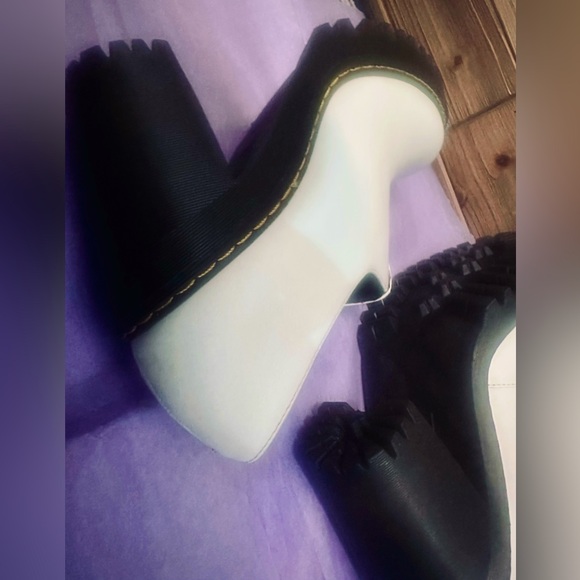 👀 Brand New In Box DR MARTENS Cordelia Platform Heels White Pumps 8 NIB - Picture 12 of 15